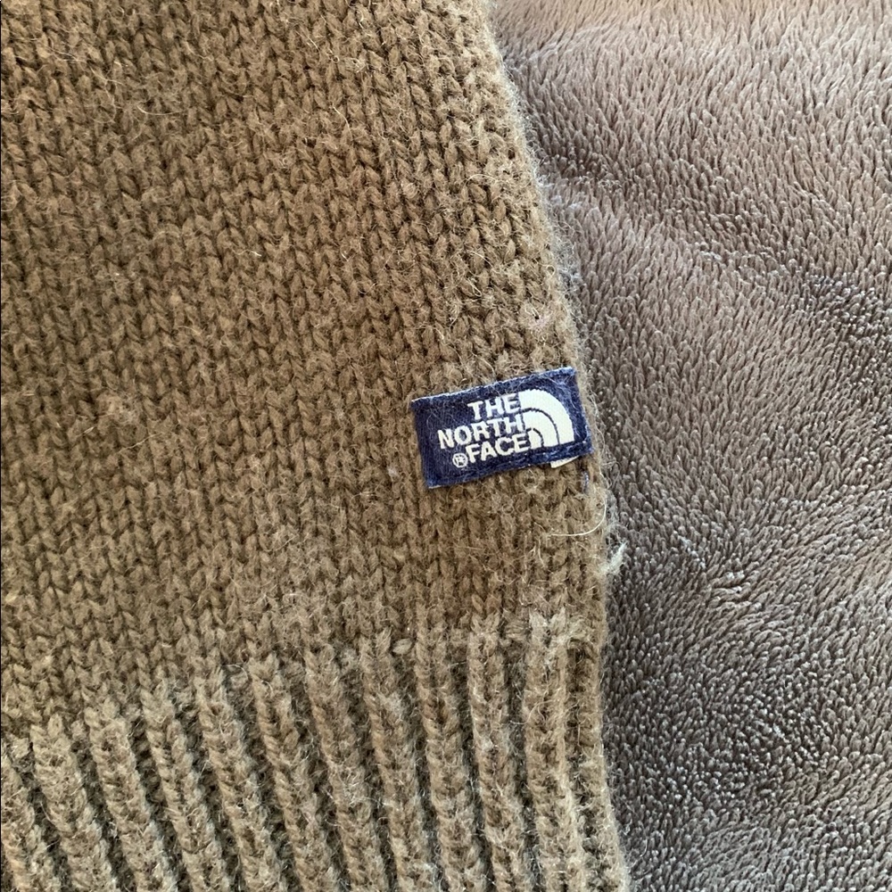 The North Face Cardigan / Sweater - Picture 3 of 10